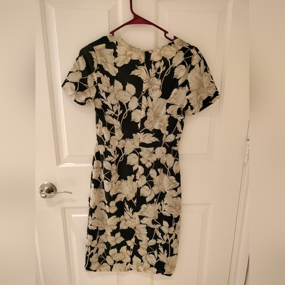 Banana Repiblic Floral Black and Cream Dress - Picture 3 of 7